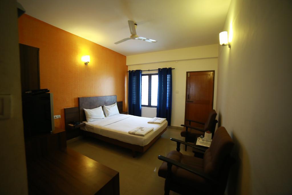 Qik Stay @ S.K. Continental Mysore Extérieur photo
