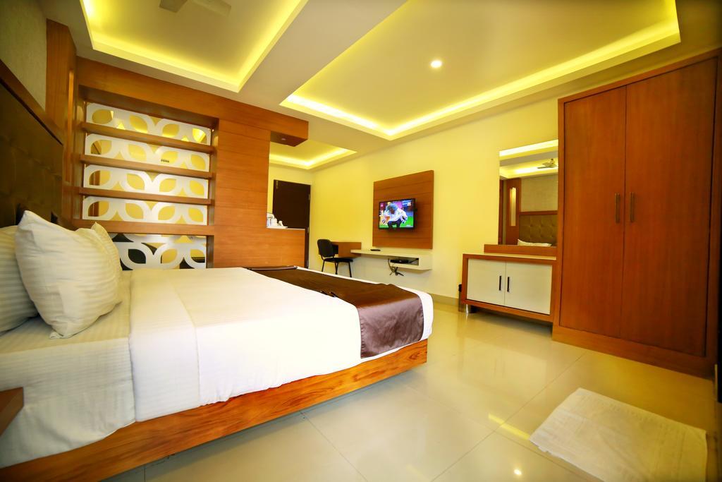Qik Stay @ S.K. Continental Mysore Extérieur photo