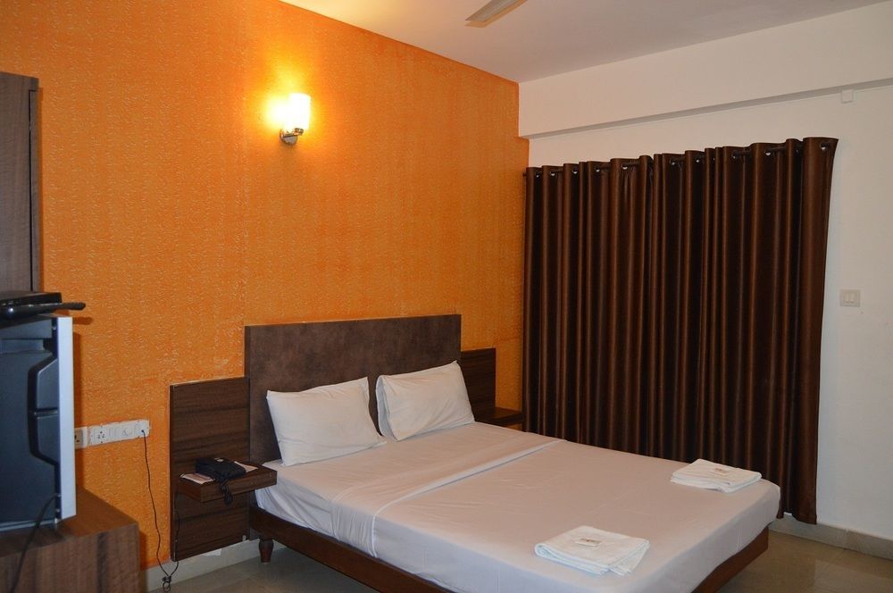 Qik Stay @ S.K. Continental Mysore Extérieur photo